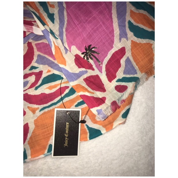 🌺SALE 🌺JUICY COUTURE WOMEN'S MALIBU BATIK SCARF - Picture 6 of 7